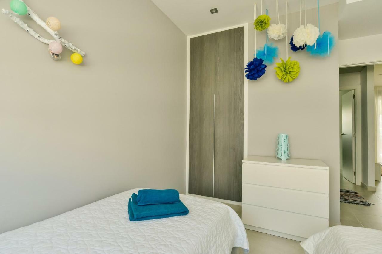 Oasis Beach IX Torrevieja Exterior photo